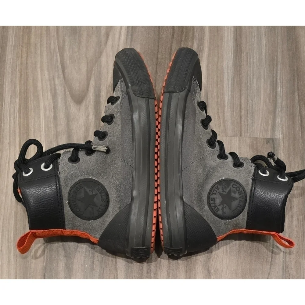 Boys Converse Chuck Taylor All Star Asphalt Leather Boots size 12.5